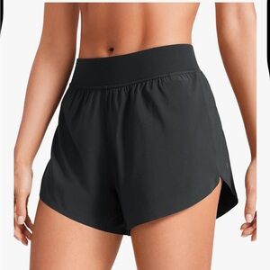 NWOT CRZ YOGA Mid Waisted Dolphin Athletic Shorts for Women 4" Lightweight
